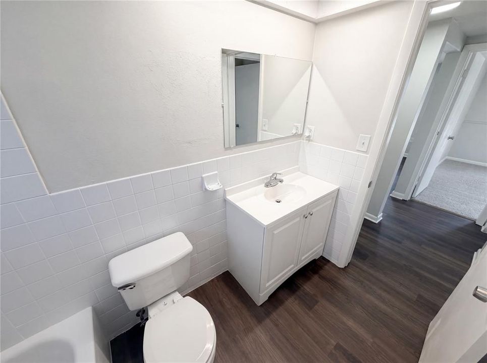 Activo con contrato: $291,000 (3 camas, 2 baños, 1307 Pies cuadrados)