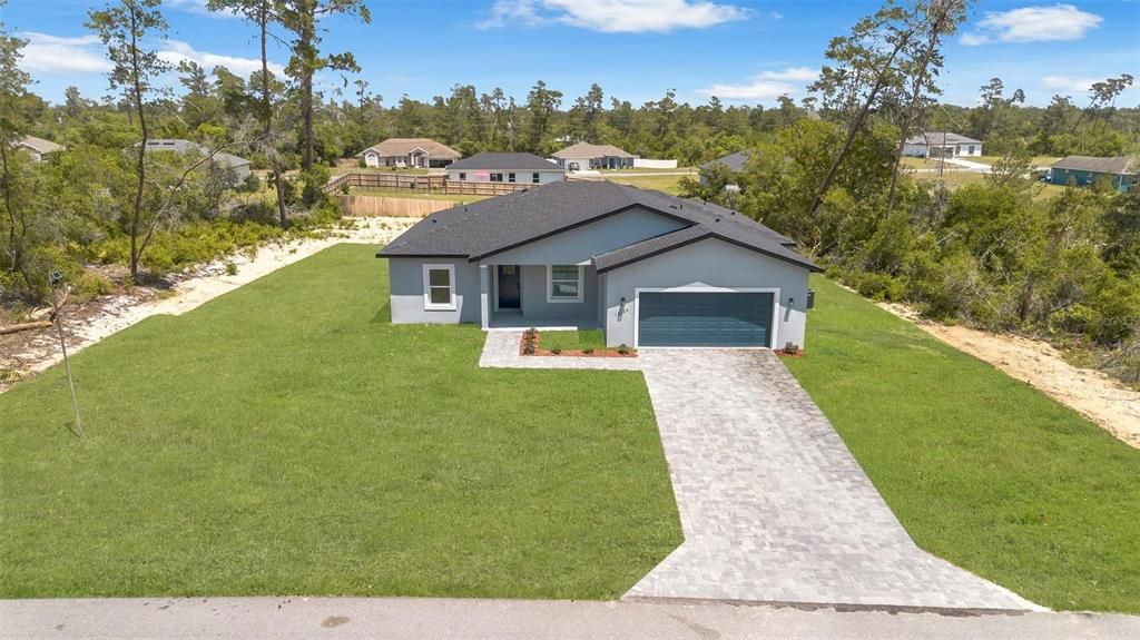 Active With Contract: $324,000 (4 beds, 3 baths, 1949 Square Feet)