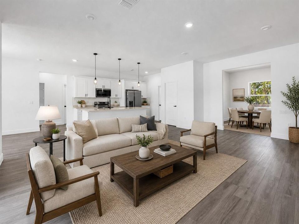 Active With Contract: $324,000 (4 beds, 3 baths, 1949 Square Feet)