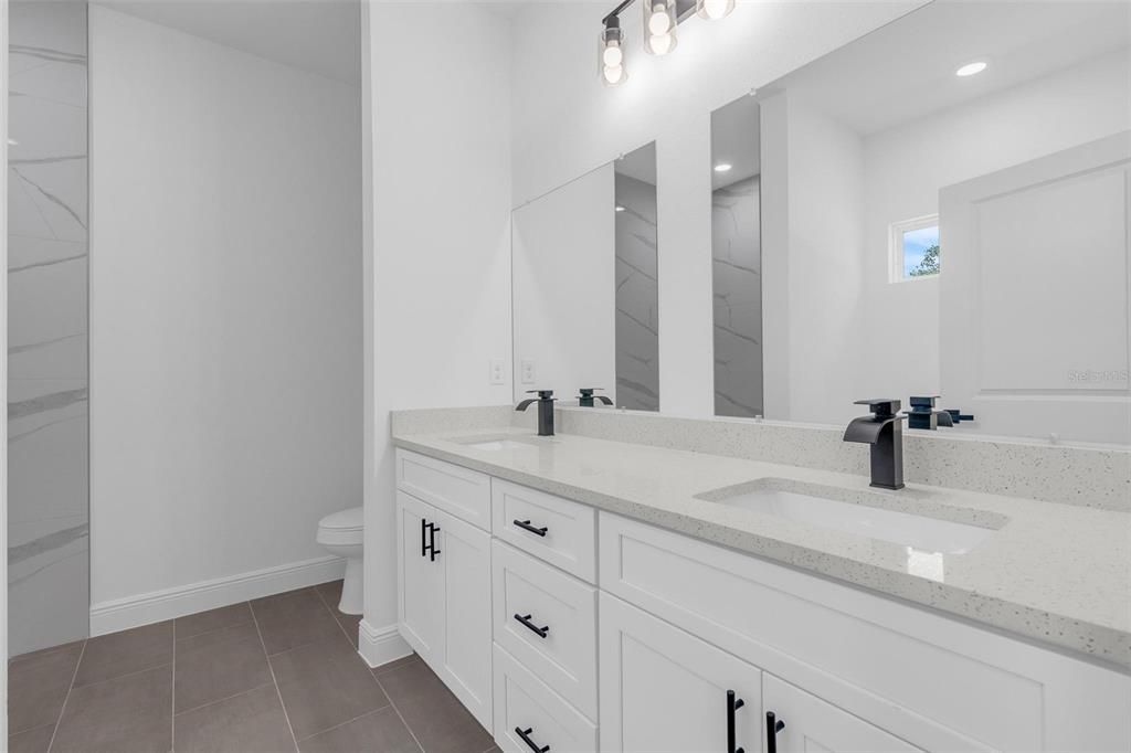 Active With Contract: $324,000 (4 beds, 3 baths, 1949 Square Feet)
