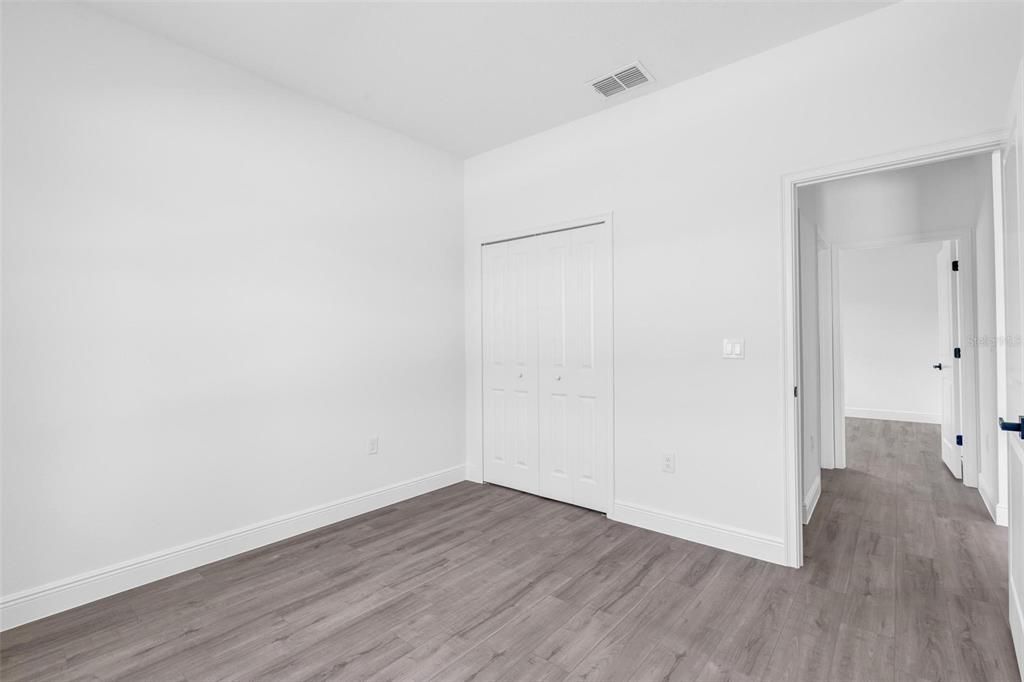 Active With Contract: $324,000 (4 beds, 3 baths, 1949 Square Feet)