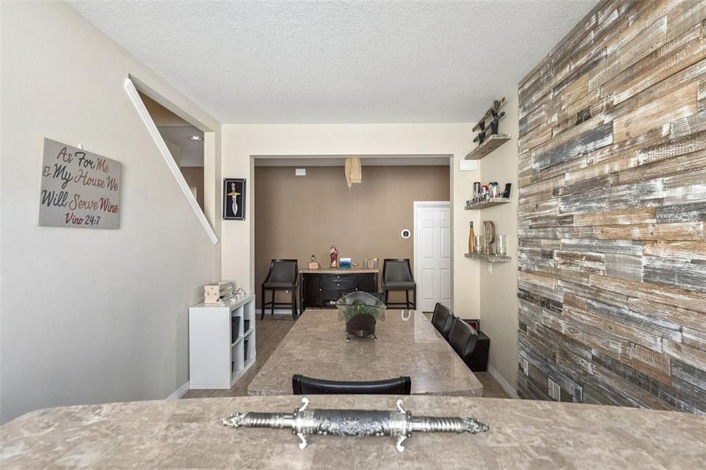 For Sale: $550,000 (4 beds, 3 baths, 2712 Square Feet)