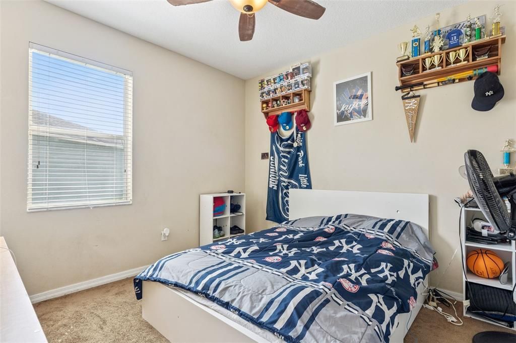 For Sale: $550,000 (4 beds, 3 baths, 2712 Square Feet)