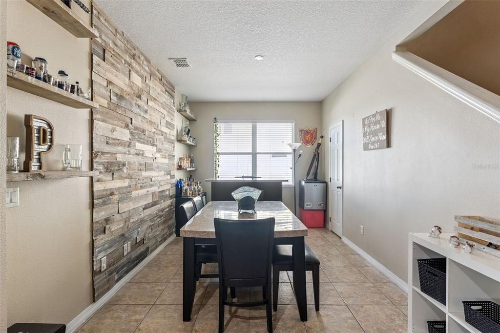 For Sale: $550,000 (4 beds, 3 baths, 2712 Square Feet)