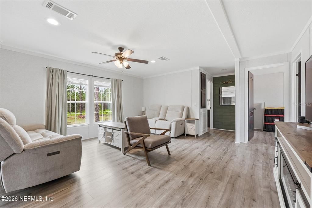 For Sale: $399,000 (4 beds, 2 baths, 2030 Square Feet)