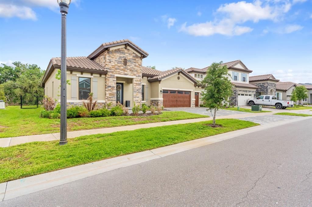For Sale: $849,900 (4 beds, 3 baths, 3179 Square Feet)