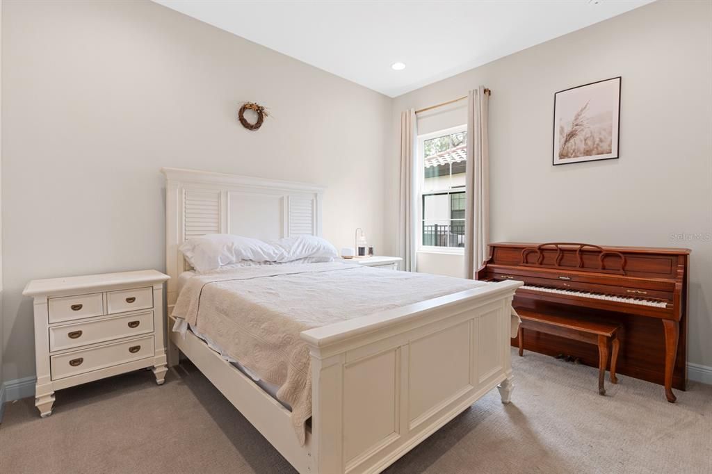 For Sale: $849,900 (4 beds, 3 baths, 3179 Square Feet)