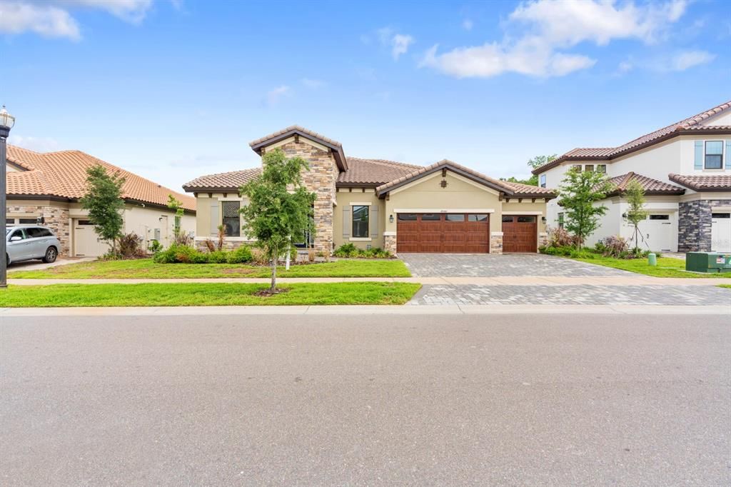 For Sale: $849,900 (4 beds, 3 baths, 3179 Square Feet)
