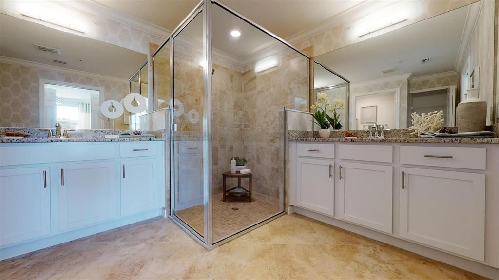Activo con contrato: $447,999 (3 camas, 2 baños, 1741 Pies cuadrados)