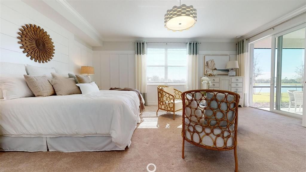 Activo con contrato: $447,999 (3 camas, 2 baños, 1741 Pies cuadrados)