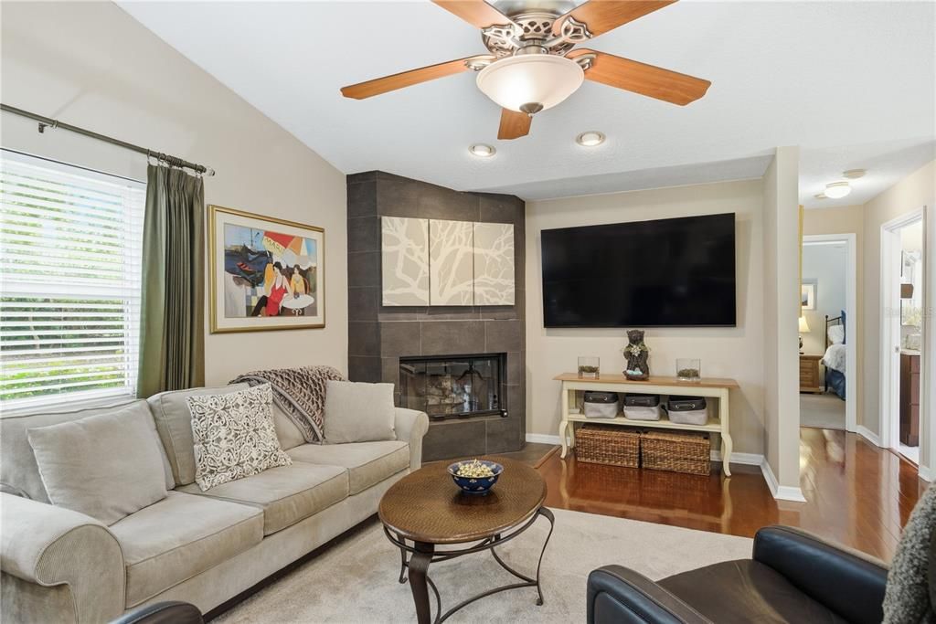 For Sale: $795,000 (3 beds, 2 baths, 1930 Square Feet)