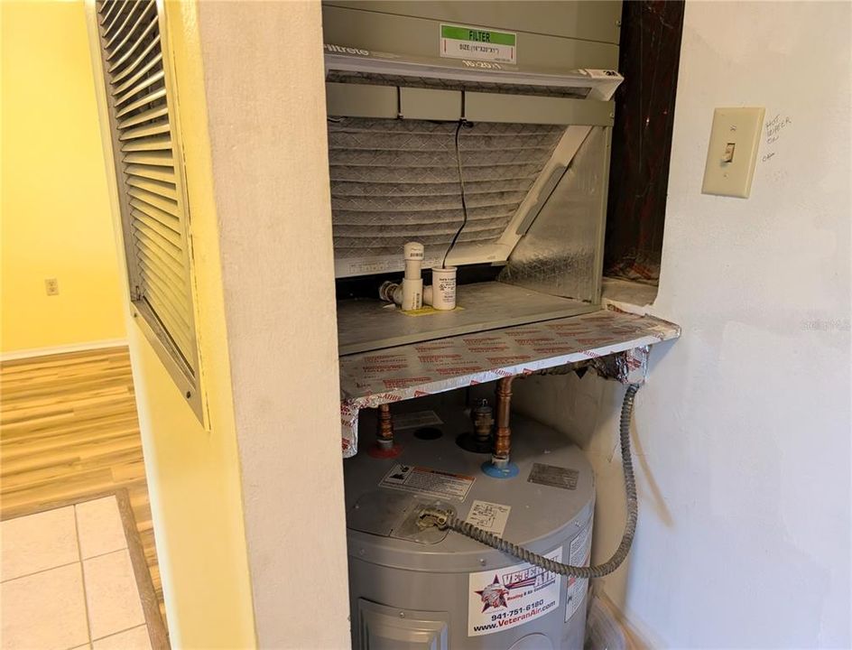Activo con contrato: $72,400 (2 camas, 2 baños, 1144 Pies cuadrados)