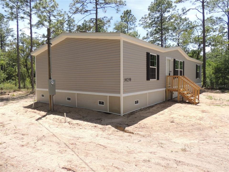 For Sale: $229,000 (3 beds, 2 baths, 1493 Square Feet)