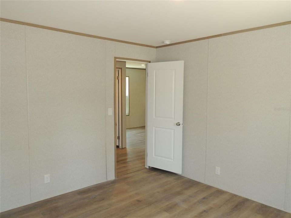 For Sale: $229,000 (3 beds, 2 baths, 1493 Square Feet)