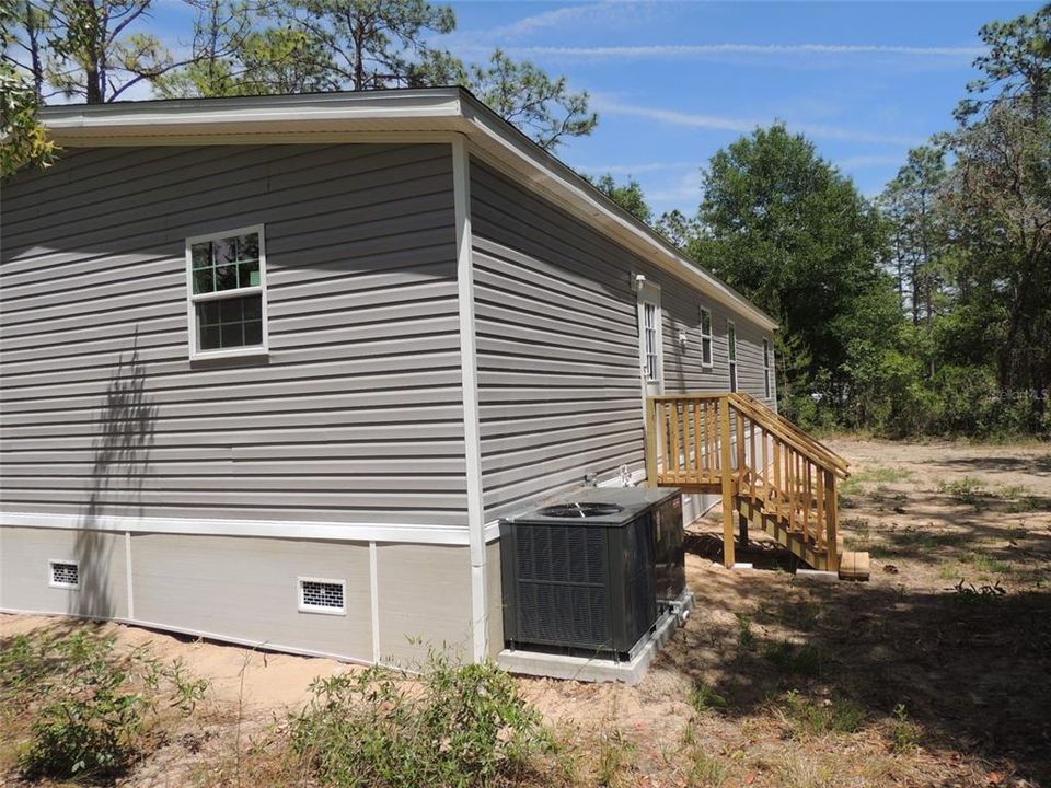For Sale: $229,000 (3 beds, 2 baths, 1493 Square Feet)