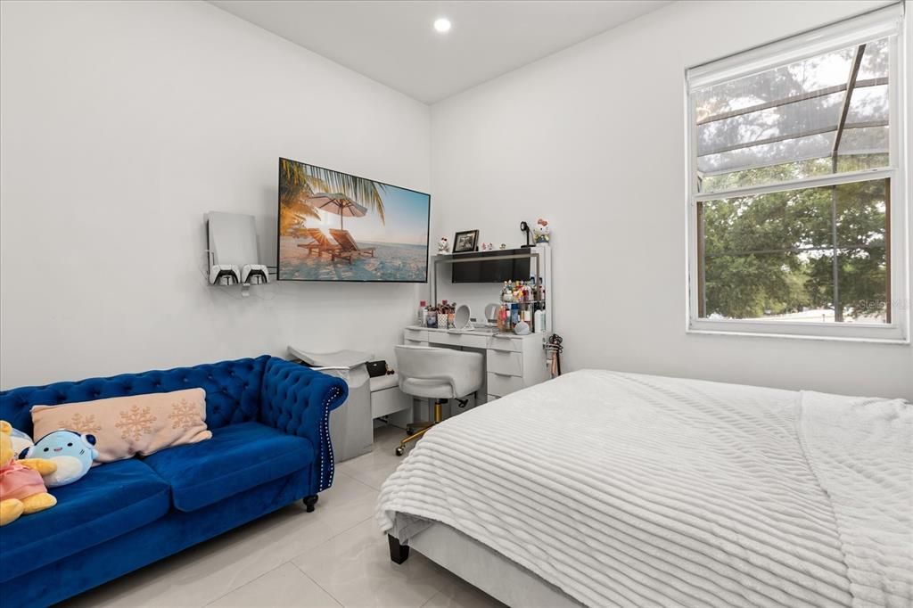 En Venta: $679,000 (4 camas, 4 baños, 2134 Pies cuadrados)