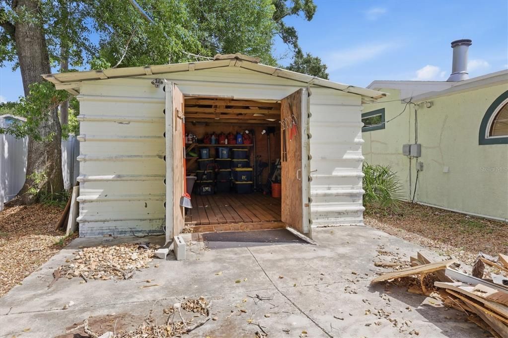 Active With Contract: $387,500 (3 beds, 2 baths, 1466 Square Feet)