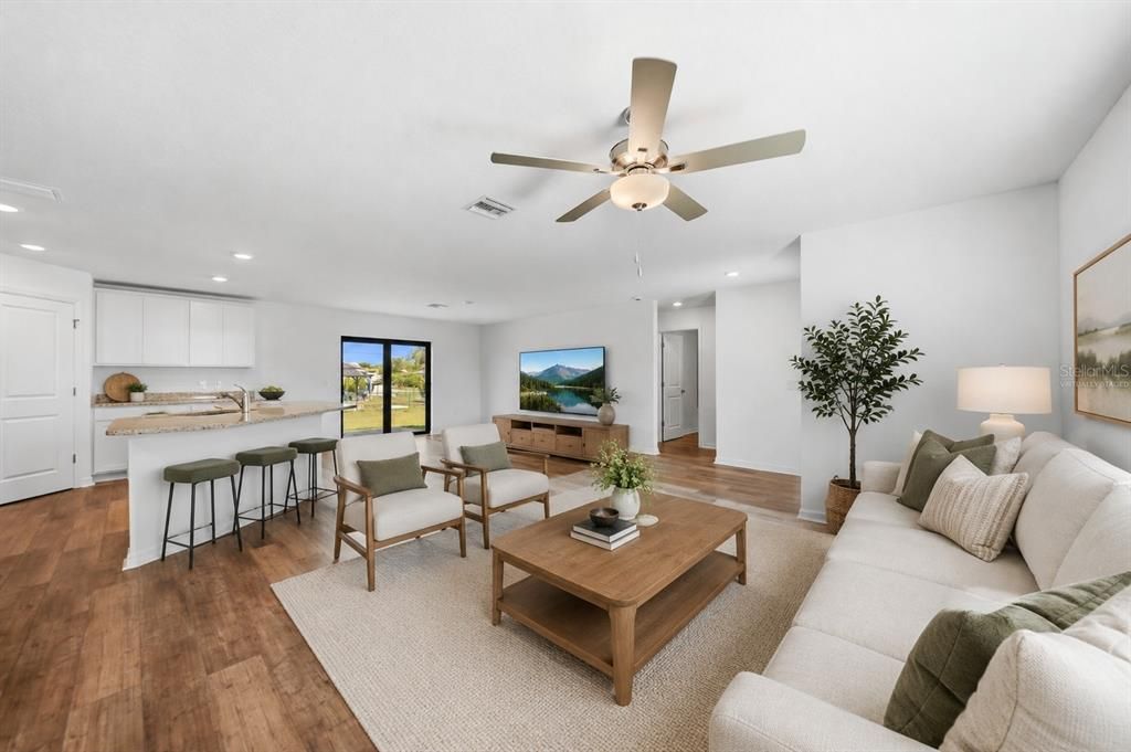 Activo con contrato: $289,900 (3 camas, 2 baños, 1461 Pies cuadrados)