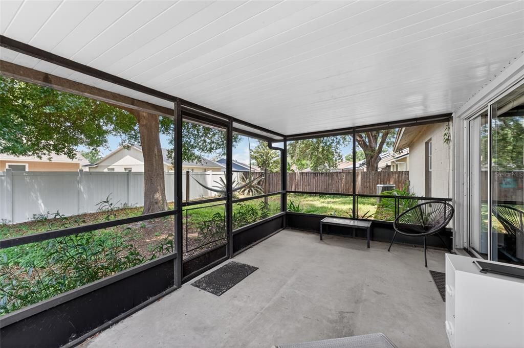 Active With Contract: $350,000 (3 beds, 2 baths, 1584 Square Feet)