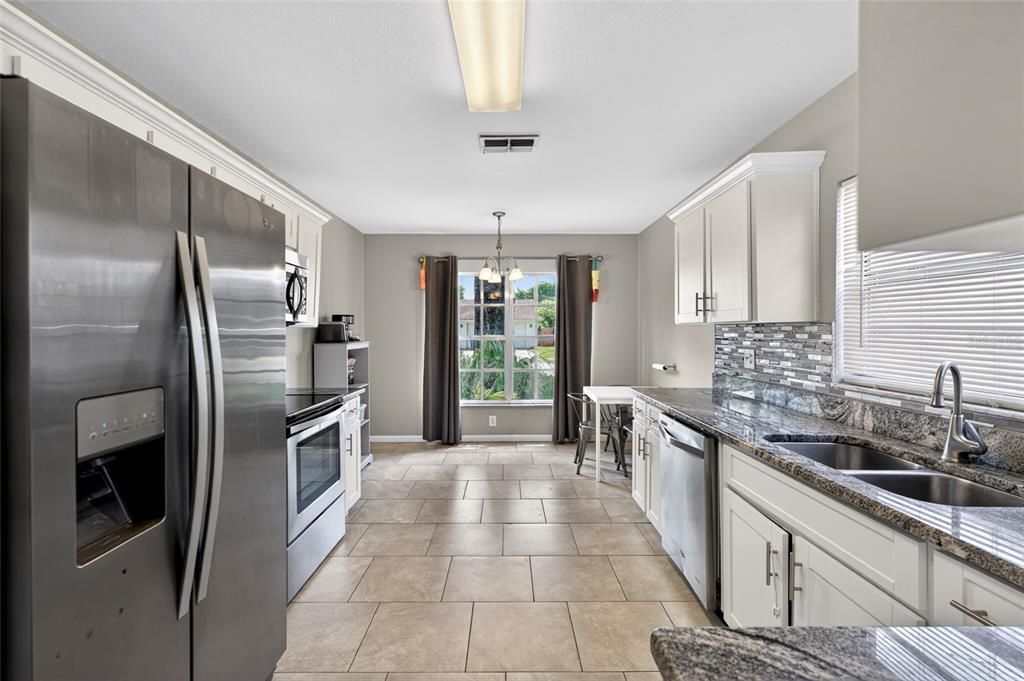 Active With Contract: $350,000 (3 beds, 2 baths, 1584 Square Feet)