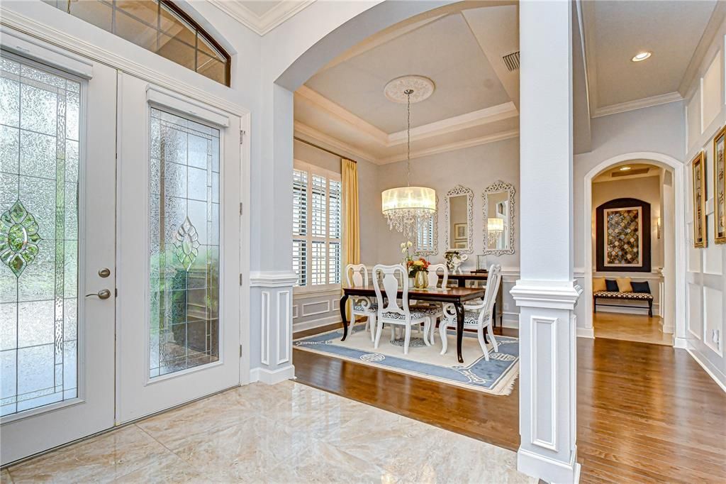En Venta: $1,225,000 (5 camas, 3 baños, 3391 Pies cuadrados)