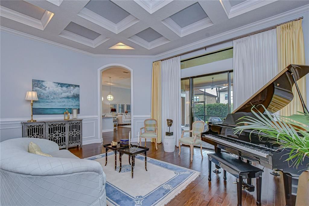 En Venta: $1,225,000 (5 camas, 3 baños, 3391 Pies cuadrados)