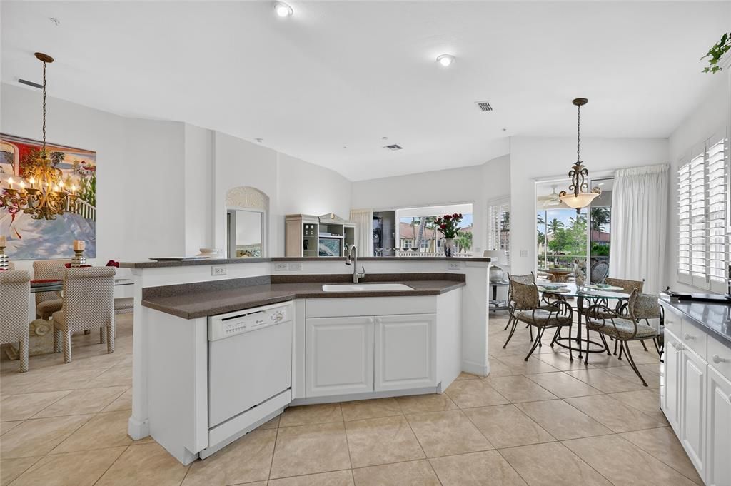 For Sale: $469,000 (3 beds, 2 baths, 2255 Square Feet)