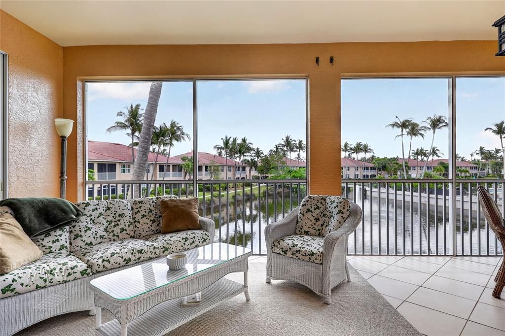 For Sale: $469,000 (3 beds, 2 baths, 2255 Square Feet)