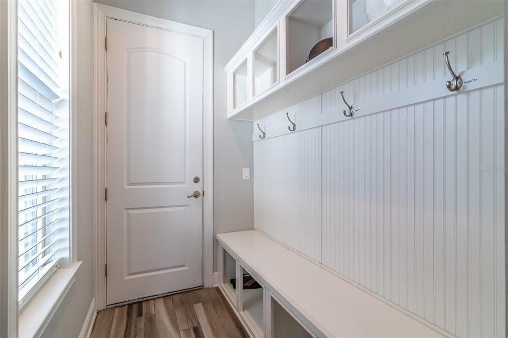 На продажу: $1,199,999 (5 спален, 5 ванн, 3513 Квадратных фут)
