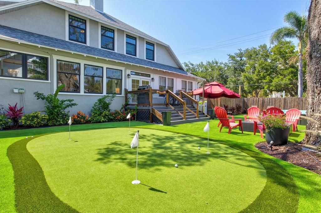 For Sale: $1,095,000 (4 beds, 5 baths, 2810 Square Feet)