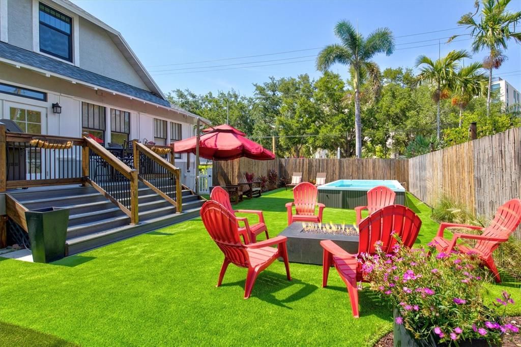 For Sale: $1,095,000 (4 beds, 5 baths, 2810 Square Feet)