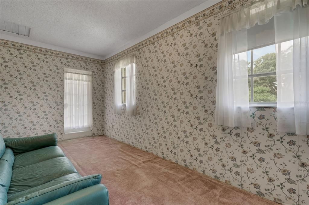 For Sale: $649,000 (5 beds, 3 baths, 3326 Square Feet)