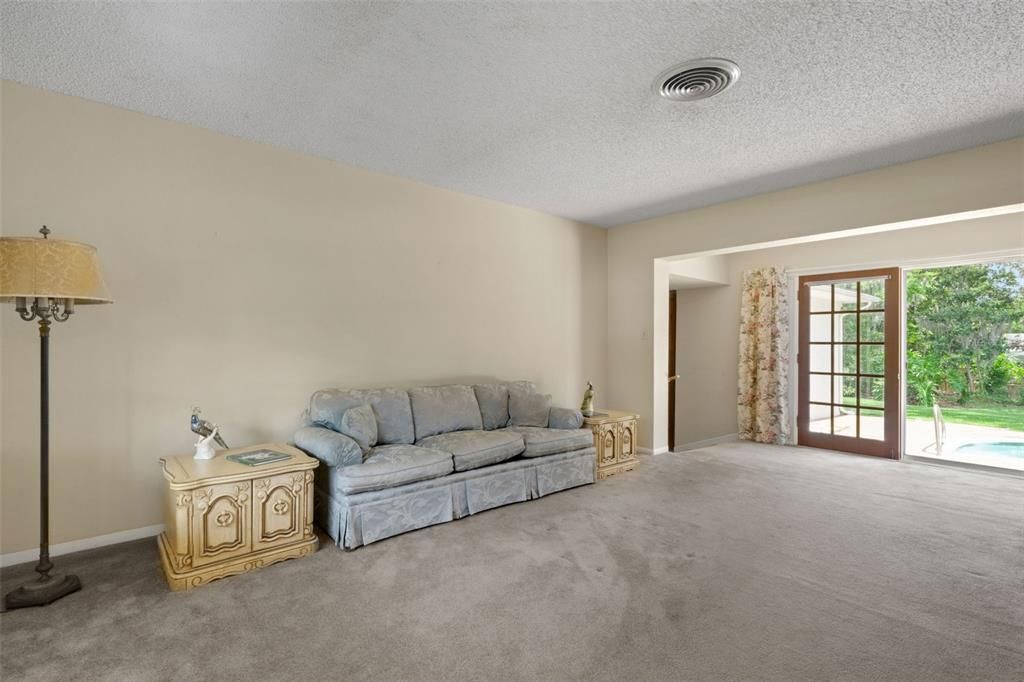 For Sale: $649,000 (5 beds, 3 baths, 3326 Square Feet)