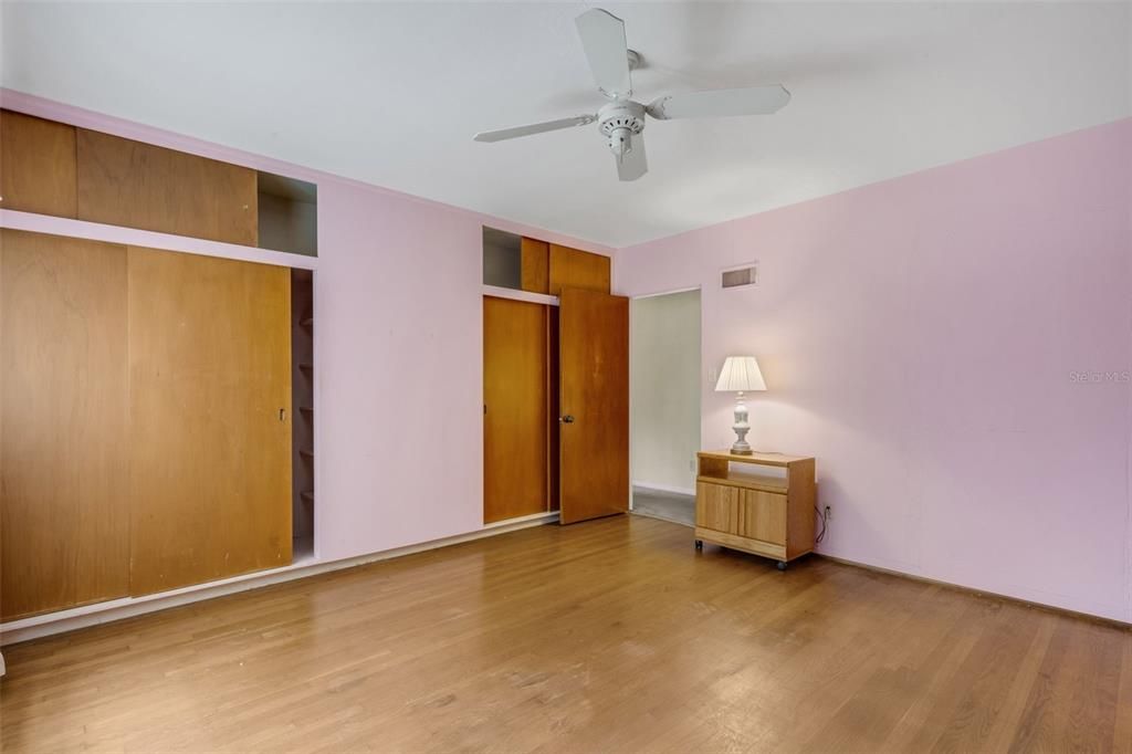 For Sale: $649,000 (5 beds, 3 baths, 3326 Square Feet)