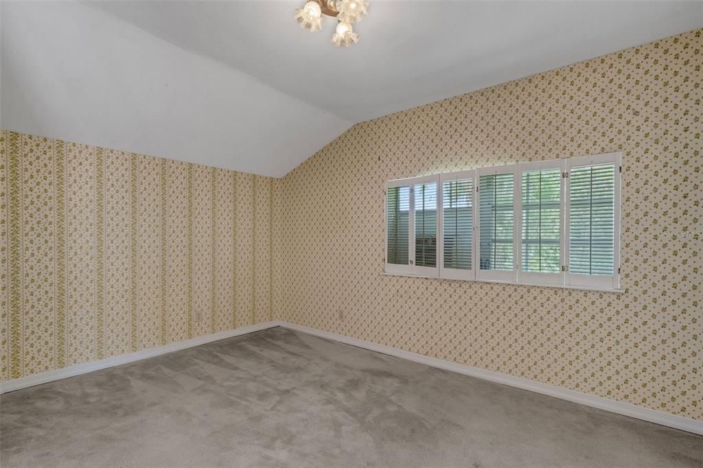 For Sale: $649,000 (5 beds, 3 baths, 3326 Square Feet)