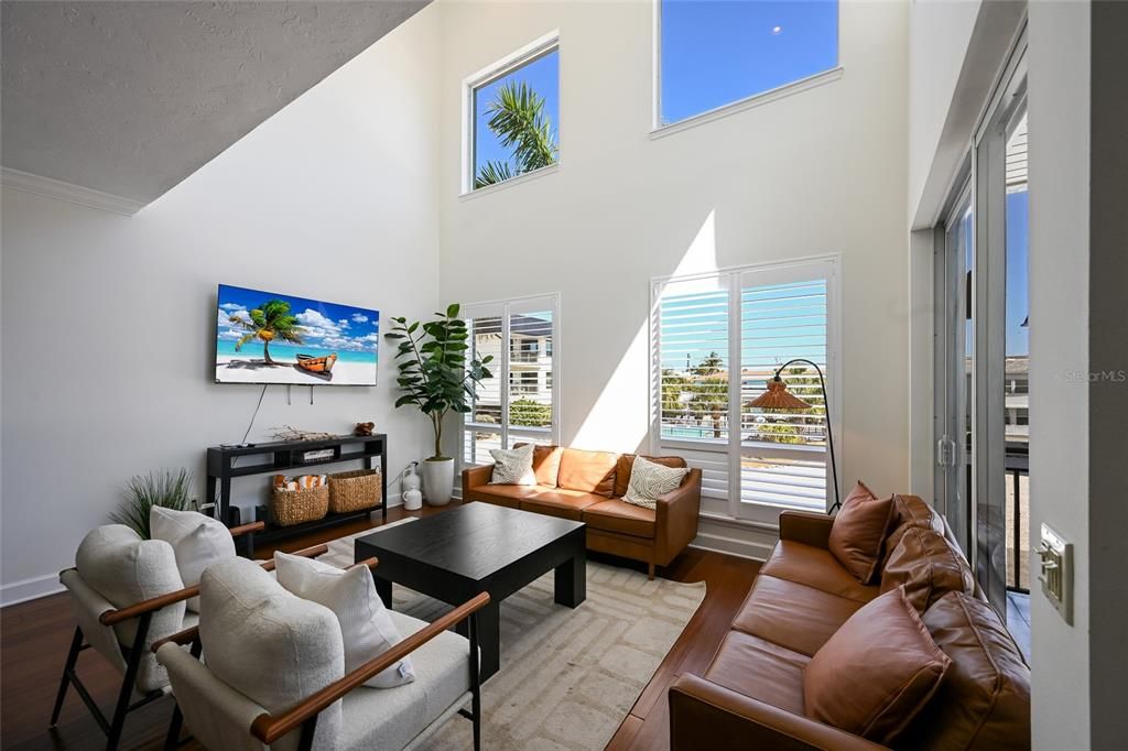 For Sale: $5,250,000 (8 beds, 0 baths, 5356 Square Feet)
