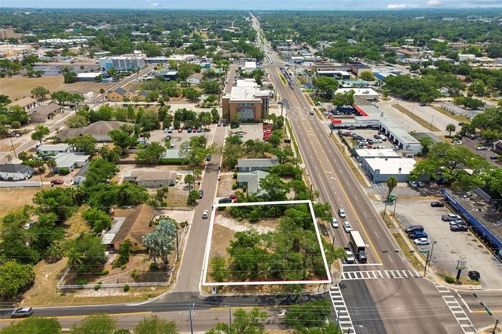 For Sale: $650,000 (0.28 acres)