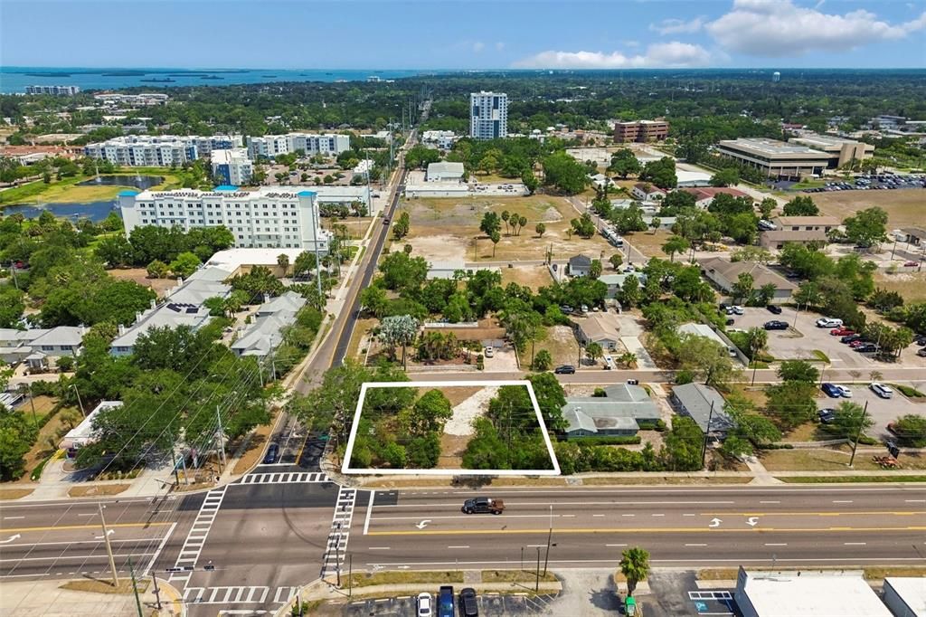 For Sale: $650,000 (0.28 acres)