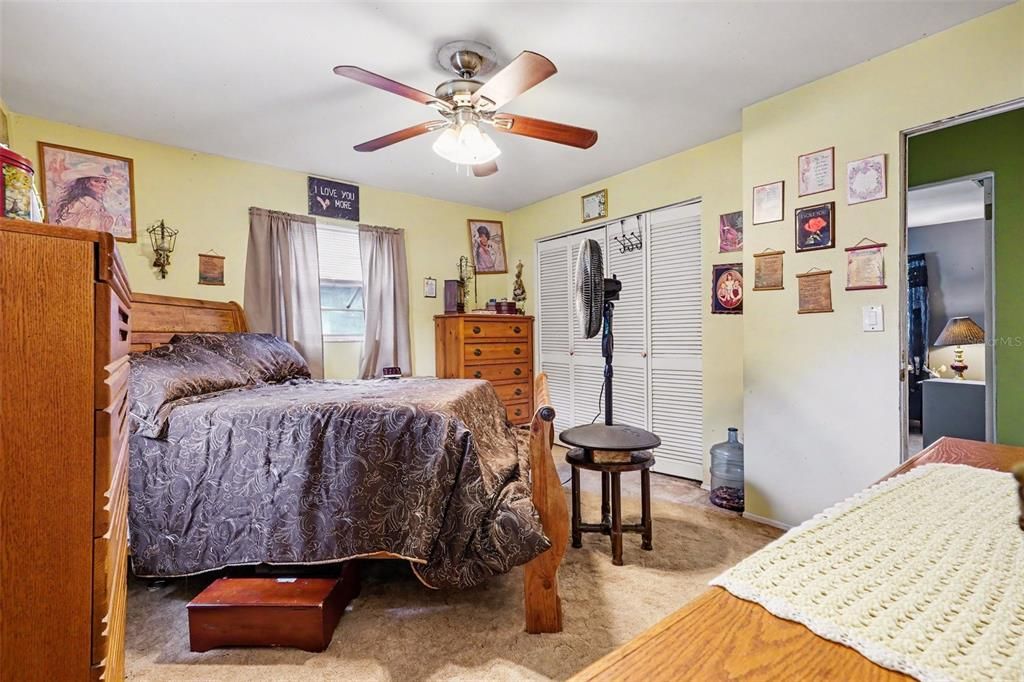 Activo con contrato: $280,000 (3 camas, 2 baños, 1650 Pies cuadrados)