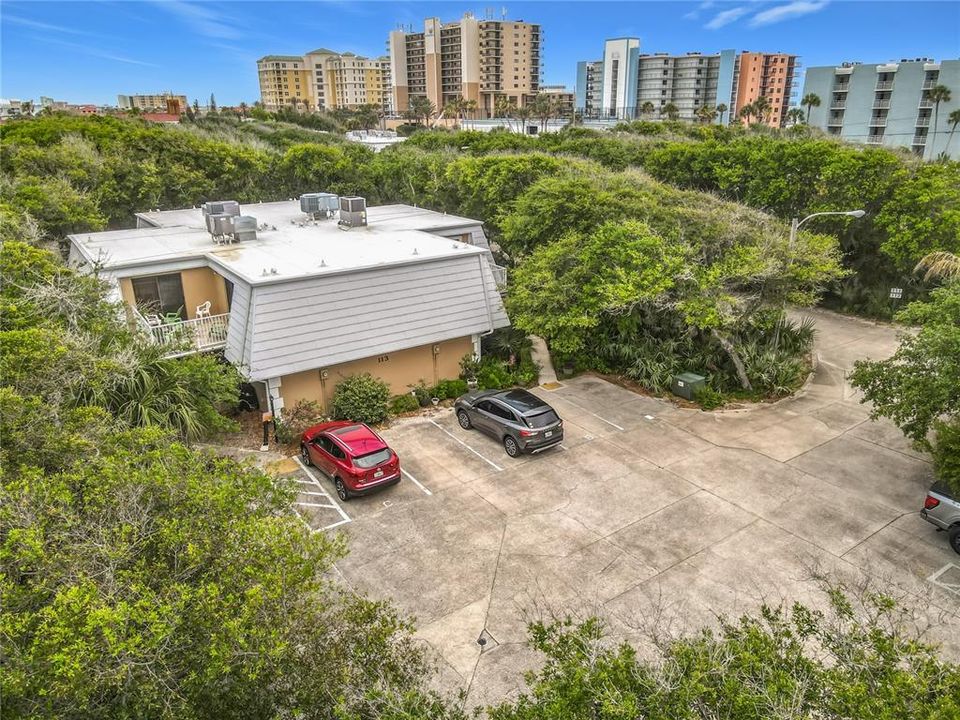 For Sale: $300,000 (2 beds, 2 baths, 1188 Square Feet)