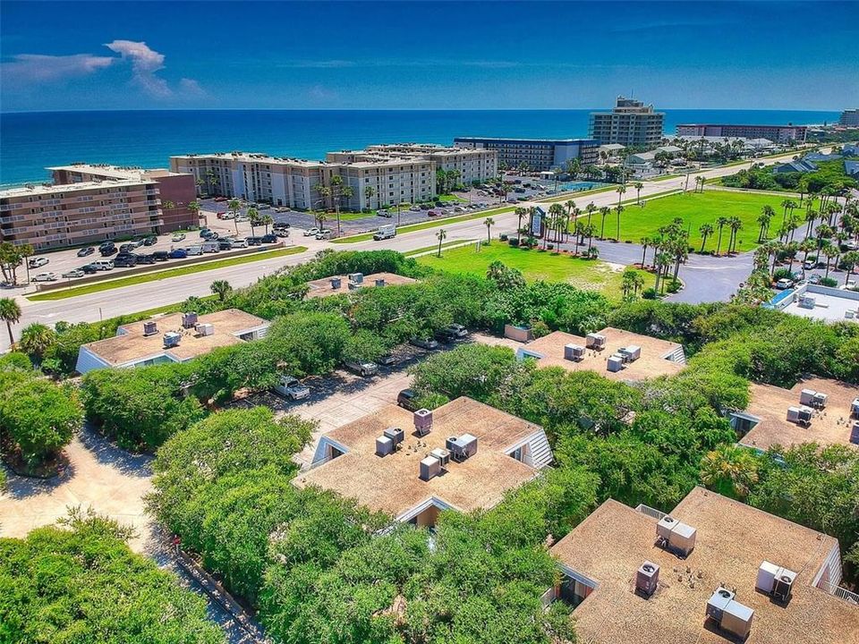 For Sale: $300,000 (2 beds, 2 baths, 1188 Square Feet)