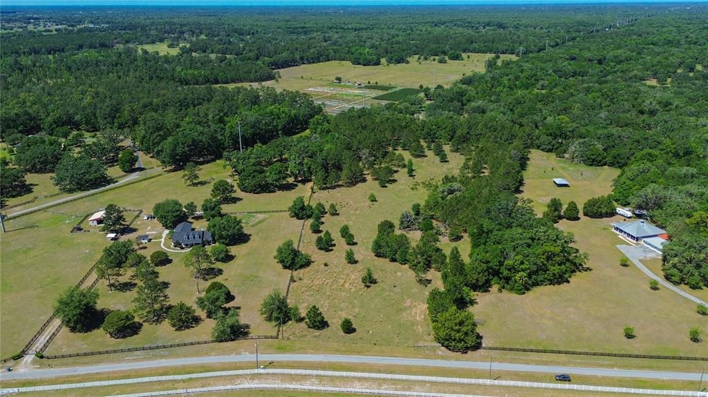 En Venta: $750,000 (10.50 acres)