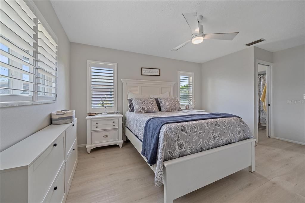 For Rent: $2,800 (2 beds, 2 baths, 1431 Square Feet)