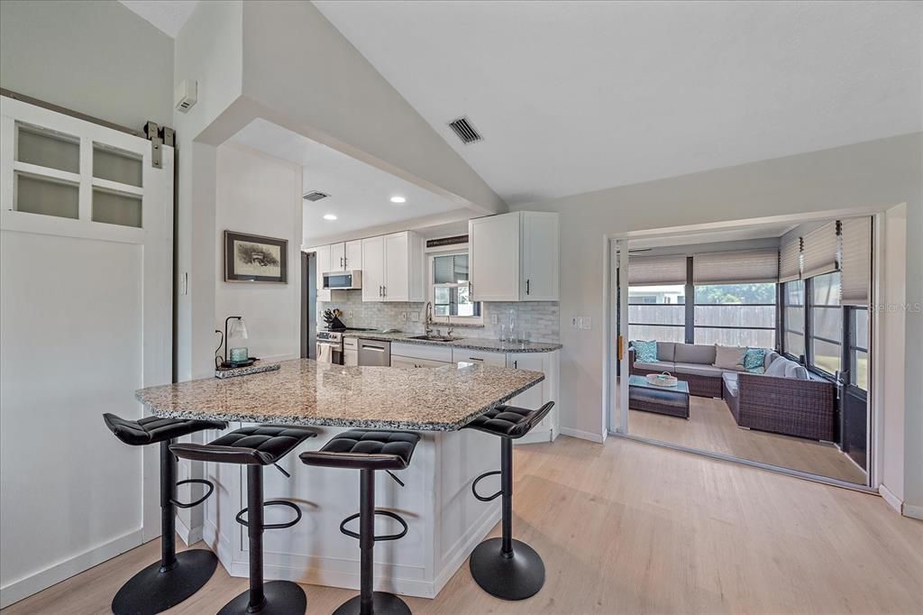 For Rent: $2,800 (2 beds, 2 baths, 1431 Square Feet)