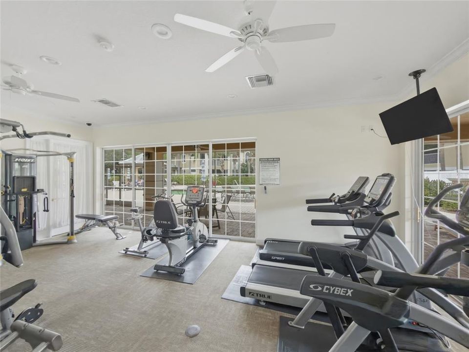 Activo con contrato: $529,000 (3 camas, 3 baños, 2344 Pies cuadrados)