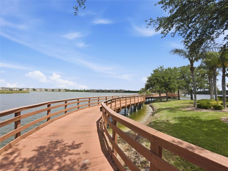 Activo con contrato: $529,000 (3 camas, 3 baños, 2344 Pies cuadrados)