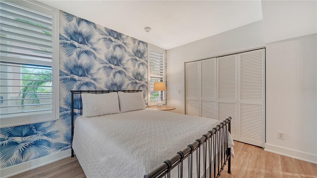 For Sale: $579,000 (2 beds, 2 baths, 1192 Square Feet)