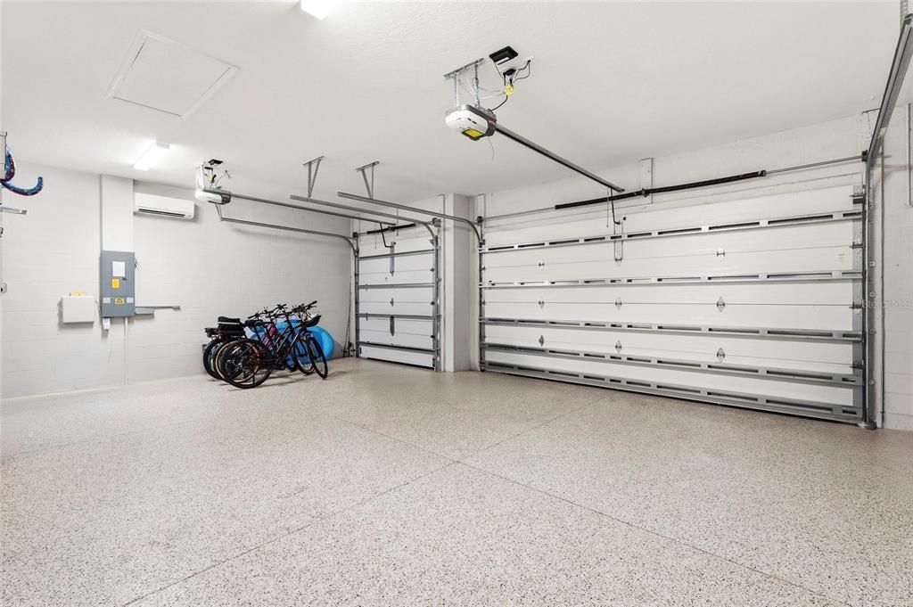 En Venta: $1,325,000 (3 camas, 2 baños, 2376 Pies cuadrados)