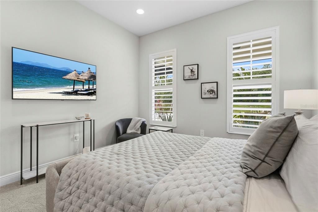 En Venta: $1,325,000 (3 camas, 2 baños, 2376 Pies cuadrados)