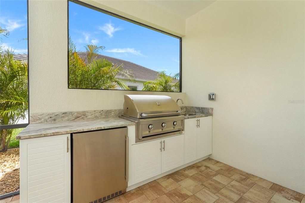 En Venta: $1,325,000 (3 camas, 2 baños, 2376 Pies cuadrados)